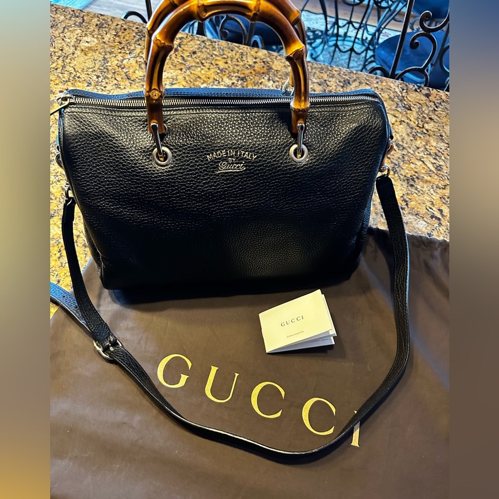 Gucci ❤️ Medium Shopper Bamboo Boston Bag w/Gucci Tissue & Dust Bag. Pre❤️Loved.